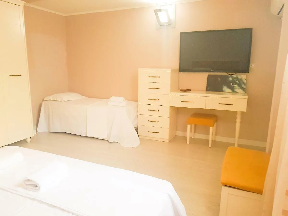 Vila Elida Trajas Gasthof